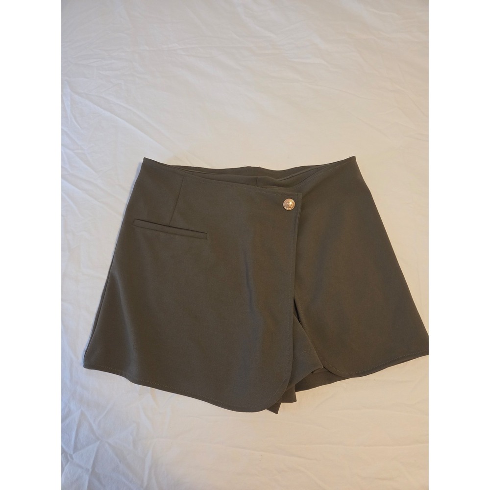 H&m women's skort size small